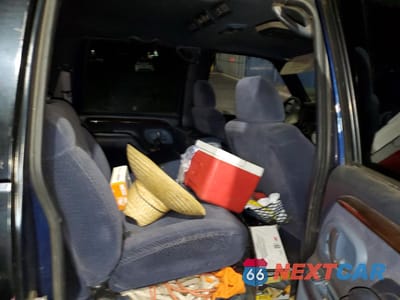 Zdjęcie 11 z 13 samochodu: 1996 CHEVROLET SUBURBAN K2500 VIN:3GNGK26R0TG129910 - miniatura