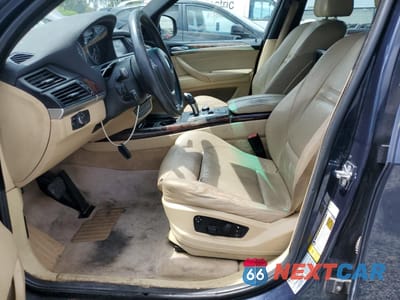 Zdjęcie 7 z 13 samochodu: 2007 BMW X5 4.8I VIN:4USFE83587LY64315 - miniatura