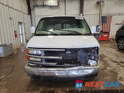 Piąte zdjęcie samochodu w środku: 2000 CHEVROLET EXPRESS G1500 VIN:1GBFG15R2Y1237487 - miniatura
