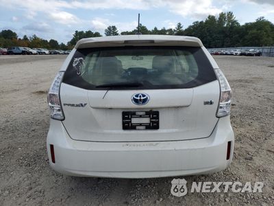 Zdjęcie 6 z 12 samochodu: 2013 TOYOTA PRIUS V VIN:JTDZN3EU8D3242562 - miniatura