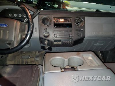 Zdjęcie 8 z 12 samochodu: 2015 FORD F250 SUPER DUTY VIN:1FT7X2B60FEA71993 - miniatura