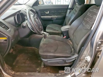 Zdjęcie 7 z 14 samochodu: 2012 KIA SOUL + VIN:KNDJT2A6XC7446369 - miniatura