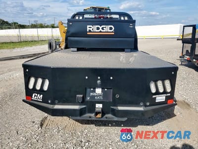 Zdjęcie 6 z 12 samochodu: 2011 CHEVROLET SILVERADO K3500 LT VIN:1GC4K0C83BF132814 - miniatura