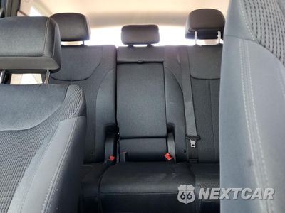 Zdjęcie 10 z 15 samochodu: 2019 HYUNDAI SANTA FE SEL VIN:5NMS33AD8KH065278 - miniatura