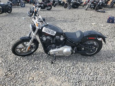 Trzecie zdjęcie samochodu z tyłu: 2023 HARLEY-DAVIDSON FXST VIN:1HD1BVJ13PB074187 - miniatura