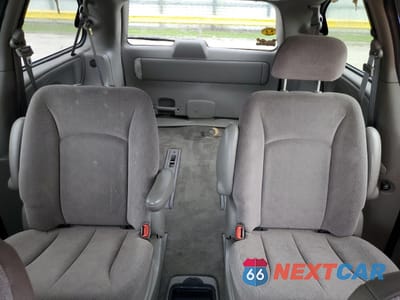 Zdjęcie 10 z 13 samochodu: 2002 CHRYSLER TOWN & COUNTRY EX VIN:2C4GP74L72R680978 - miniatura