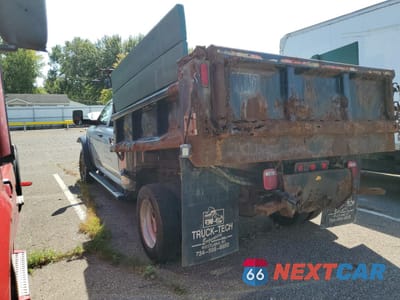 Trzecie zdjęcie samochodu z tyłu: 2014 RAM 5500 VIN:3C7WRNEL7EG187338 - miniatura