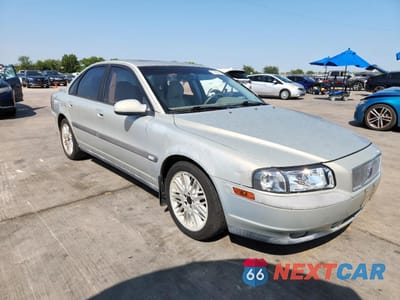 Czwarte zdjęcie samochodu z boku: 2001 VOLVO S80 T6 EXECTUVIE VIN:YV1TS90D311214291 - miniatura