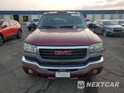 Piąte zdjęcie samochodu w środku: 2004 GMC SIERRA K2500 HEAVY DUTY VIN:1GTHK29274E399527 - miniatura