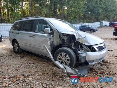 Czwarte zdjęcie samochodu z boku: 2011 KIA SEDONA LX VIN:KNDMG4C71B6388160 - miniatura