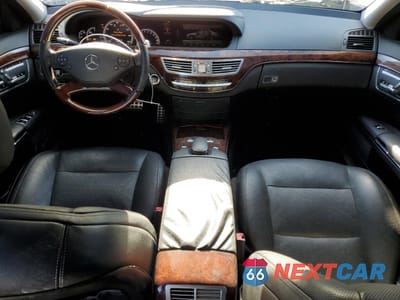 Zdjęcie 8 z 14 samochodu: 2013 MERCEDES-BENZ S 550 VIN:WDDNG7DB6DA534874 - miniatura