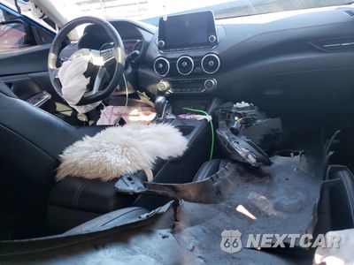 Zdjęcie 8 z 12 samochodu: 2022 NISSAN SENTRA SR VIN:3N1AB8DV5NY284387 - miniatura
