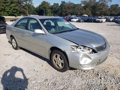Czwarte zdjęcie samochodu z boku: 2006 TOYOTA CAMRY LE VIN:JTDBE30K763056411 - miniatura