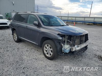 Czwarte zdjęcie samochodu z boku: 2011 TOYOTA HIGHLANDER BASE VIN:5TDBK3EH7BS045276 - miniatura