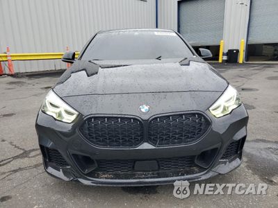 Piąte zdjęcie samochodu w środku: 2023 BMW M235XI VIN:WBA13AL01P7M98558 - miniatura