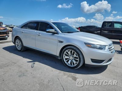 Czwarte zdjęcie samochodu z boku: 2017 FORD TAURUS LIMITED VIN:1FAHP2F82HG116509 - miniatura