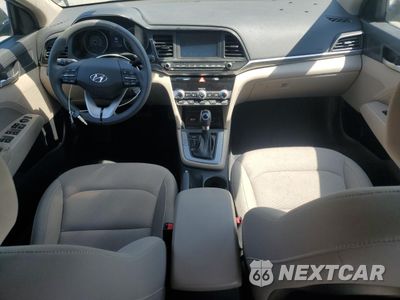 Zdjęcie 8 z 15 samochodu: 2020 HYUNDAI ELANTRA SEL VIN:KMHD84LF3LU012038 - miniatura