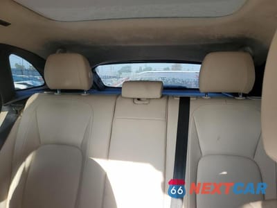 Zdjęcie 10 z 13 samochodu: 2020 JAGUAR F-PACE PREMIUM VIN:SADCJ2FX8LA633102 - miniatura