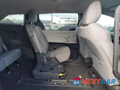 Zdjęcie 11 z 13 samochodu: 2025 TOYOTA SIENNA LE VIN:5TDKRKEC3SS233495 - miniatura