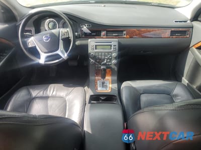 Zdjęcie 9 z 10 samochodu: 2010 VOLVO XC70 T6 VIN:YV4992BZ8A1080225 - miniatura