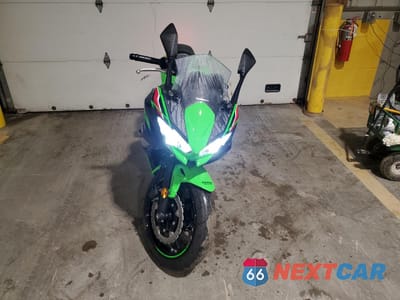 Drugie zdjęcie samochodu z przodu: 2024 KAWASAKI EX650 P VIN:ML5EXEP13RDAB5751 - miniatura
