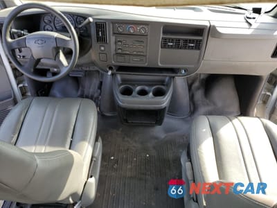 Zdjęcie 8 z 12 samochodu: 2007 CHEVROLET EXPRESS G1500 VIN:1GCFG15X871184979 - miniatura