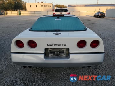 Zdjęcie 6 z 12 samochodu: 1986 CHEVROLET CORVETTE VIN:1G1YY078XG5115685 - miniatura