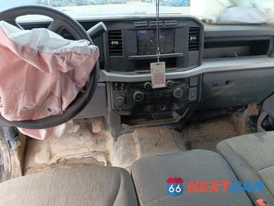 Zdjęcie 8 z 12 samochodu: 2023 FORD F250 SUPER DUTY VIN:1FT7W2BA6PED85818 - miniatura