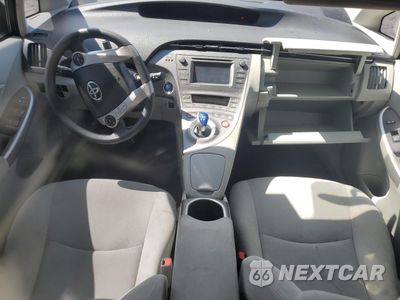 Zdjęcie 8 z 15 samochodu: 2015 TOYOTA PRIUS VIN:JTDKN3DU3F1956925 - miniatura