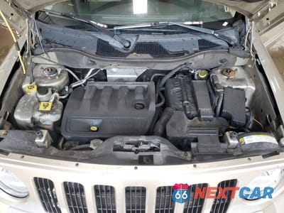 Zdjęcie 11 z 12 samochodu: 2010 JEEP PATRIOT LIMITED VIN:1J4NF4GB5AD638011 - miniatura