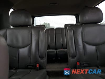 Zdjęcie 10 z 15 samochodu: 2005 CADILLAC ESCALADE LUXURY VIN:1GYEK63N15R222134 - miniatura