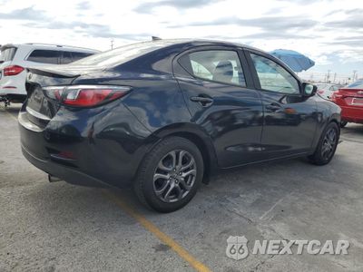 Trzecie zdjęcie samochodu z tyłu: 2019 TOYOTA YARIS L VIN:3MYDLBYV2KY513975 - miniatura