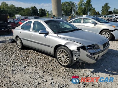 Czwarte zdjęcie samochodu z boku: 2002 VOLVO S60 2.4T VIN:YV1RS58DX22153718 - miniatura