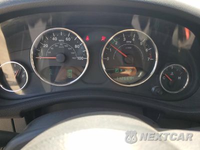 Zdjęcie 9 z 13 samochodu: 2015 JEEP WRANGLER UNLIMITED SPORT VIN:1C4BJWDG0FL767306 - miniatura