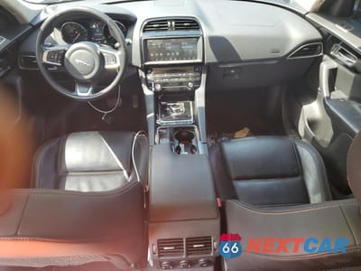 Zdjęcie 8 z 15 samochodu: 2020 JAGUAR F-PACE PRESTIGE VIN:SADCK2GX7LA633569 - miniatura