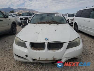 Piąte zdjęcie samochodu w środku: 2011 BMW 328 XI VIN:WBAPK7G53BNN69785 - miniatura