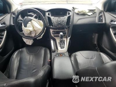 Zdjęcie 8 z 13 samochodu: 2012 FORD FOCUS SEL VIN:1FAHP3M29CL292431 - miniatura