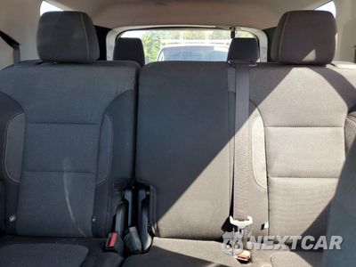 Zdjęcie 10 z 13 samochodu: 2019 CHEVROLET TRAVERSE LS VIN:1GNEVFKW8KJ129264 - miniatura