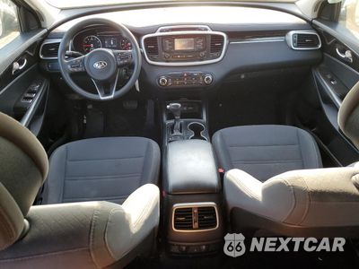 Zdjęcie 8 z 12 samochodu: 2016 KIA SORENTO LX VIN:5XYPG4A37GG042129 - miniatura