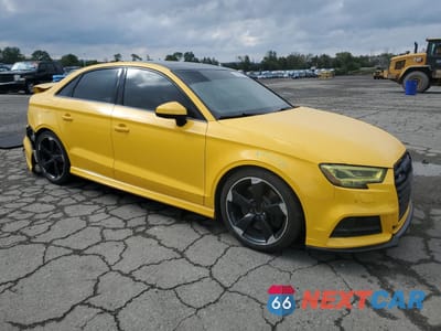 Czwarte zdjęcie samochodu z boku: 2017 AUDI S3 PREMIUM PLUS VIN:WAUB1GFF2H1027178 - miniatura
