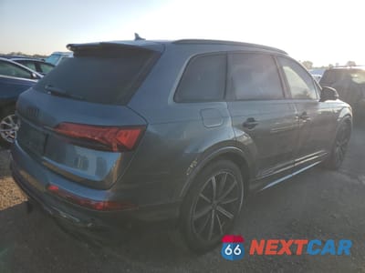 Trzecie zdjęcie samochodu z tyłu: 2022 AUDI SQ7 PRESTIGE VIN:WA1VWBF74ND001019 - miniatura