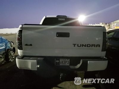 Zdjęcie 6 z 12 samochodu: 2016 TOYOTA TUNDRA CREWMAX SR5 VIN:5TFDW5F19GX509843 - miniatura