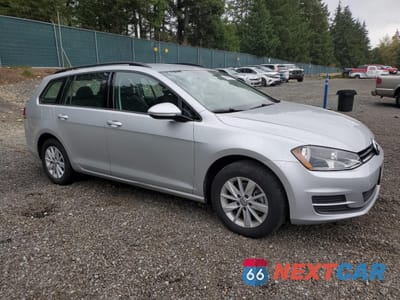 Czwarte zdjęcie samochodu z boku: 2017 VOLKSWAGEN GOLF SPORTWAGEN S VIN:3VWC17AU3HM500647 - miniatura
