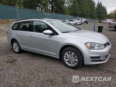 Czwarte zdjęcie samochodu z boku: 2017 VOLKSWAGEN GOLF SPORTWAGEN S VIN:3VWC17AU3HM500647 - miniatura