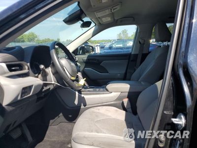 Zdjęcie 7 z 17 samochodu: 2022 TOYOTA HIGHLANDER L VIN:5TDBZRBH1NS572074 - miniatura
