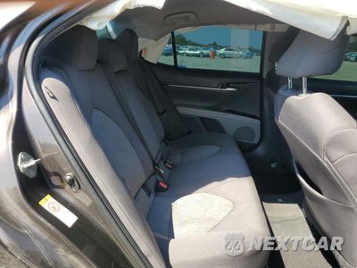 Zdjęcie 10 z 12 samochodu: 2018 TOYOTA CAMRY L VIN:4T1B11HK0JU005397 - miniatura