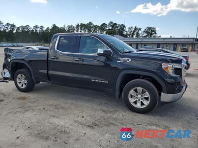 Czwarte zdjęcie samochodu z boku: 2021 GMC SIERRA C1500 SLE VIN:1GTR8BED2MZ157053 - miniatura