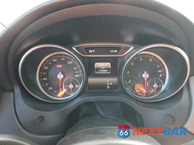 Zdjęcie 9 z 12 samochodu: 2019 MERCEDES-BENZ CLA 250 4MATIC VIN:WDDSJ4GB3KN717508 - miniatura