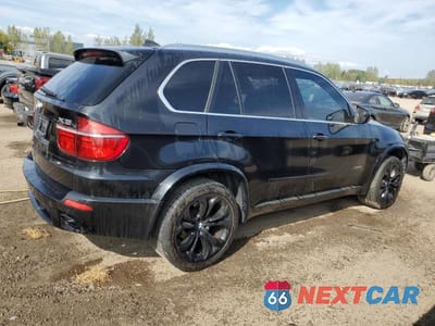 Trzecie zdjęcie samochodu z tyłu: 2013 BMW X5 XDRIVE35I VIN:5UXZV4C58D0G51651 - miniatura