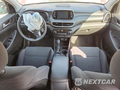 Zdjęcie 8 z 13 samochodu: 2019 HYUNDAI TUCSON SE VIN:KM8J2CA48KU942094 - miniatura